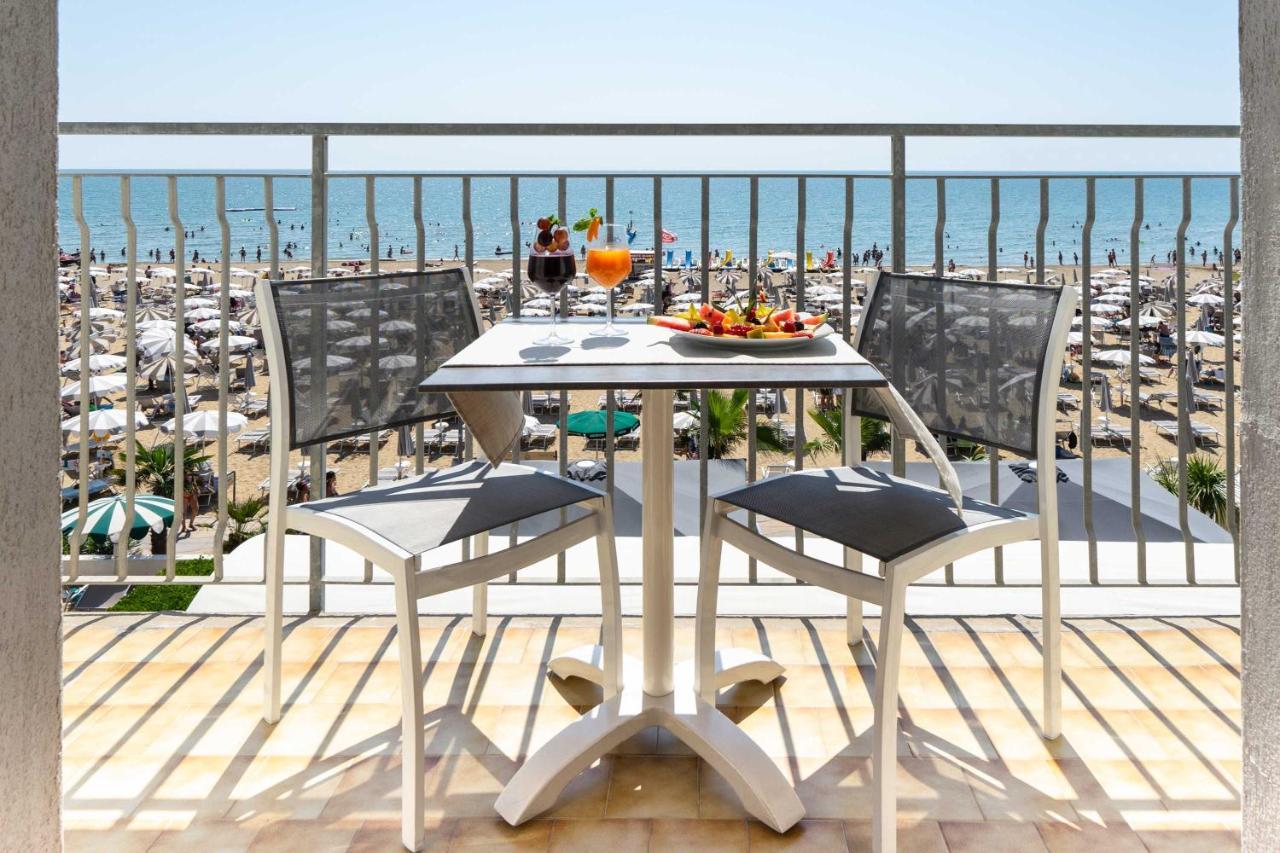 Hotel Delaville Frontemare Lido di Jesolo Zewnętrze zdjęcie